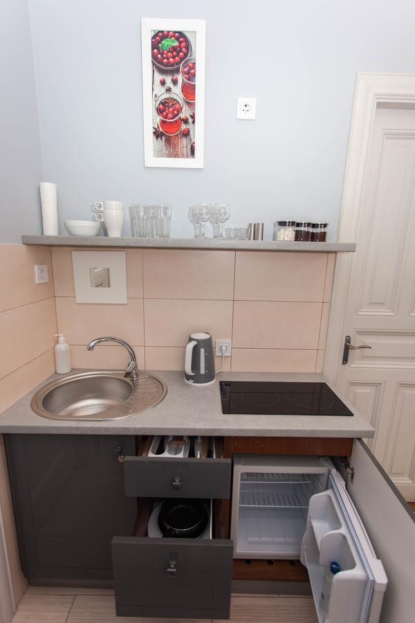 Ferienwohnung Snizhna 4 Lemberg Exterior foto